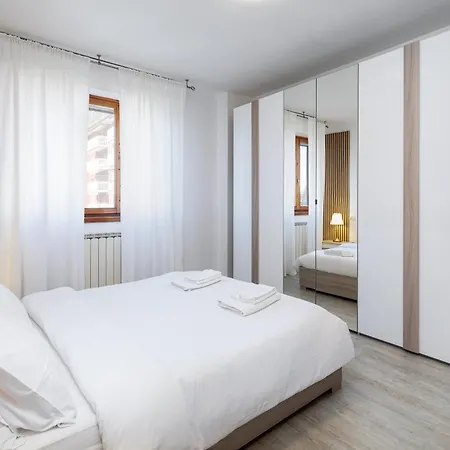 Forum Apartment