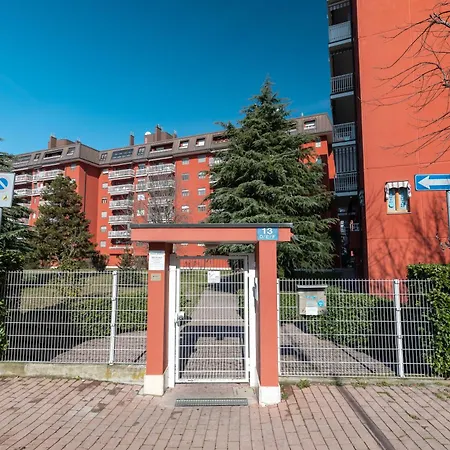 Forum Apartment
