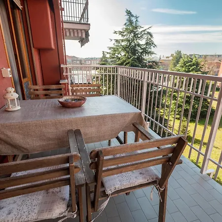 Apartment Forum *